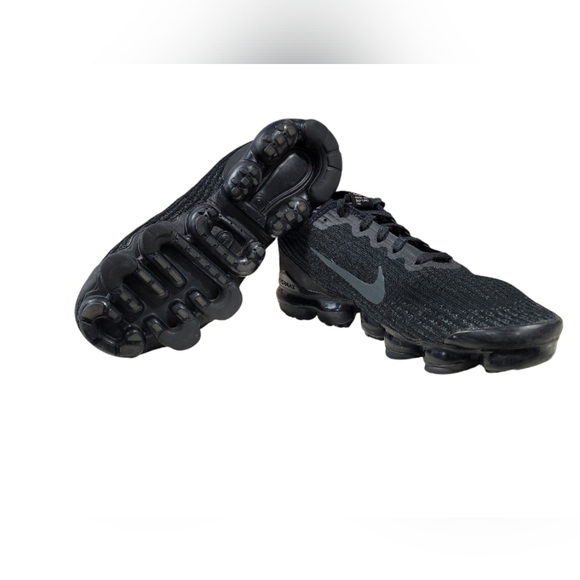 Nike Air VaporMax Flyknit 3 GS 'Black Anthracite' - Picture 5 of 8